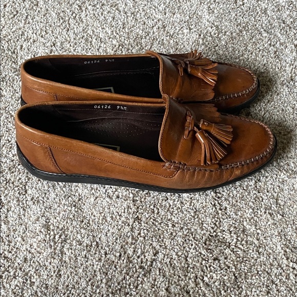 Bragano Brown Leather Tassel Loafers. Size 9.5. Made in Italy. main image 7
